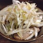 新橋 纏 - 炙りチャーシュー葱ご飯320円(税込)