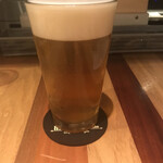 ヒマラヤテーブル - ビアへるん(島根)のピルスナー。親しみのある大手ビールに近い味わいですが、良い意味で重さのある飲み応えがありますよ☆