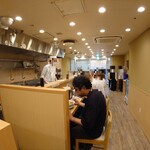 なにわ 麺次郎 - 店内