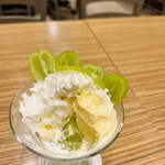 マザーリーフ・テラス - 