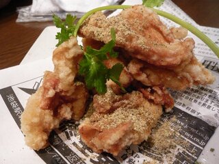 Bishoku Chuuka Taizan - 鶏なんこつの唐揚げ　スパイシーで美味しい♪