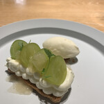 マンサルヴァ - シャインマスカットやローズマリーで爽やか〆め。