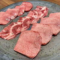 焼肉ホルモン 新井屋 にかい - 