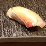 難波 鮨 よこ田 - シマアジ