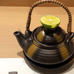 難波 鮨 よこ田 - 土瓶蒸し