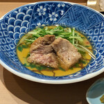 難波 鮨 よこ田 - クジラのさえずりと水菜の煮物