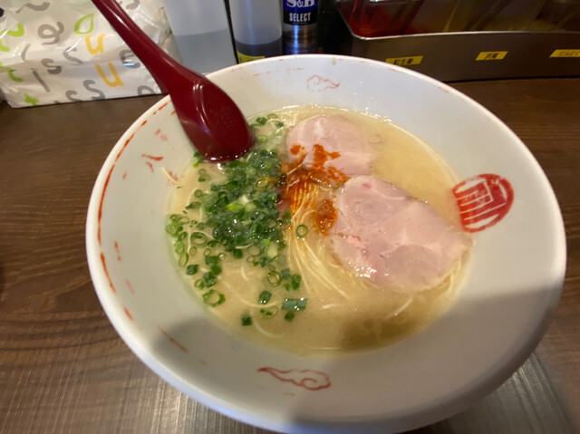 閉店】とんこつラーメン専門 八味豚骨 （はちみとんこつ） - 大久保