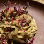 マンサルヴァ - こちらは旨味充実！
      落花生は、テレビを見て最近無性に食べたかった食材。テレパシーか？(^^)
      食感だけじゃなくて、奥深さにつながりますよねぇ。