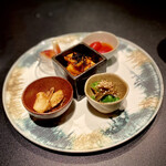 西麻布 焼肉 X - キムチ　鮑　万願寺唐辛子　アイコトマト　高知茗荷