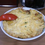 八宝亭 - 天津麺￥510也、普通のもやし醤油ラーメンの上に天津飯の卵焼きをドカンと載せたもの。汁があんかけだったら良かったと思うのは私だけ？