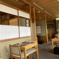 京懐石とゆば料理 松山閣 JR京都伊勢丹店 - 店内