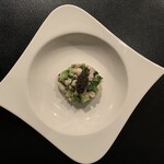 Branded chicken breast and broccoli tartar style