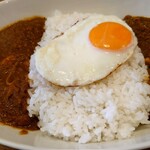 タダカリー - チキンカレーとキーマカレーのハーフ＆ハーフ1,100円