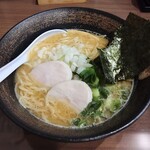 Menya Kobushi - 濃厚醤油鶏白湯そば。