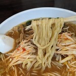 足利 泰鵬 - 麺リフト（中太縮れ麺）♪