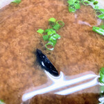 有限会社桝屋酒店   - 蜆の赤出し