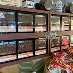 ポールショップカフェ - 店内のコーヒー豆