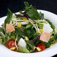 アイスプラントと朝恋トマトと野洲胡瓜の豆腐サラダ