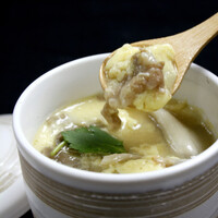 近江牛ネックと三つ葉と黒木クラゲの茶碗蒸し