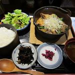 海宴丸 - ピリ辛煮込み定食