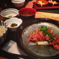 赤坂かこい - 唐揚げ定食。
                （和風雞排定食）
                美味しいわ〜