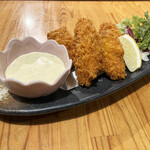 お肉にするか お魚にするか かのう - 広島産カキフライタルタルソース(869円)