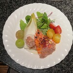 かぶら亭 - シェフおまかせコースーオードブル(薪エビと帆立のサラダ