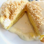 レインボーパンケーキ - マカダミアナッツパンケーキ