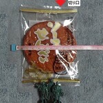 椎名米菓 - ソースせんべい（5枚入）756円　直径9cm