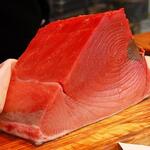 Tuna is a flagship product with an annual handling volume of over 5 tons.