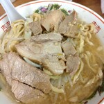 ラーメン二郎 - ブタがｽｹﾞ~