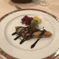 エリオ・ロカンダ・イタリアーナ - ビジネスランチ：おすすめのメインディッシュ→ワラサのグリル