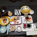 ゆ湯の宿白山菖蒲亭 - 料理写真:夕食。