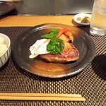 鉄板料理 かめだ - 