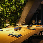 Bar Dining FIVE Arrows - 