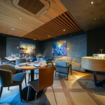 Bar Dining FIVE Arrows - 