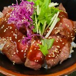Kanazawaya Gyuu Nikuten - ステーキ丼(ご飯大盛り無料)¥1250税込(R4.9.26撮影)