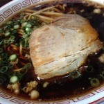 麺工房 きわみや - スープはブラック。