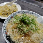 Ebisuya - 荻窪ラーメンと大盛りチャーハン