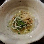 魚の家 - 箸休めの大根餅（野菜コース）
