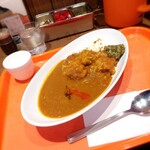 パルフェ - チキンカレー 並 600円(税込)