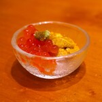 鮨 井上 - イクラとウニ