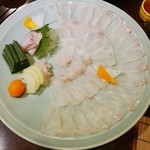 魚の家 - マコガレイ薄造り（野菜コース）