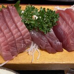 魚吉食堂 - カツオの刺身