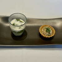 リストランテKubotsu - きゅうりとホワイトバルサミコソース、鰯のタルトレット