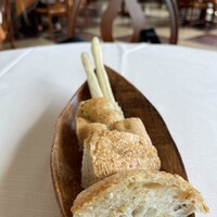 レオーネ・マルチアーノ - パン