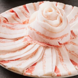 ブランド豚アグー豚を使用しております。