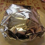 カフェレストラン ホット・ベリー - ハンバーグのホイル包み焼き