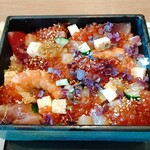 Haruyamashita Toukyouhonten - 特選海鮮ちらし寿司(2,750円)