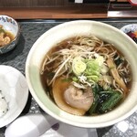 Gohan Ya Santarou - ラーメン定食（醤油）　800円